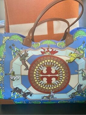 TORY BURCH TOTE